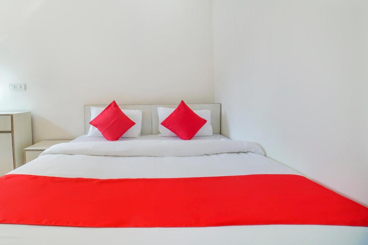 Готель Oyo 67163 Anantham Residency Narendra Nagar Екстер'єр фото